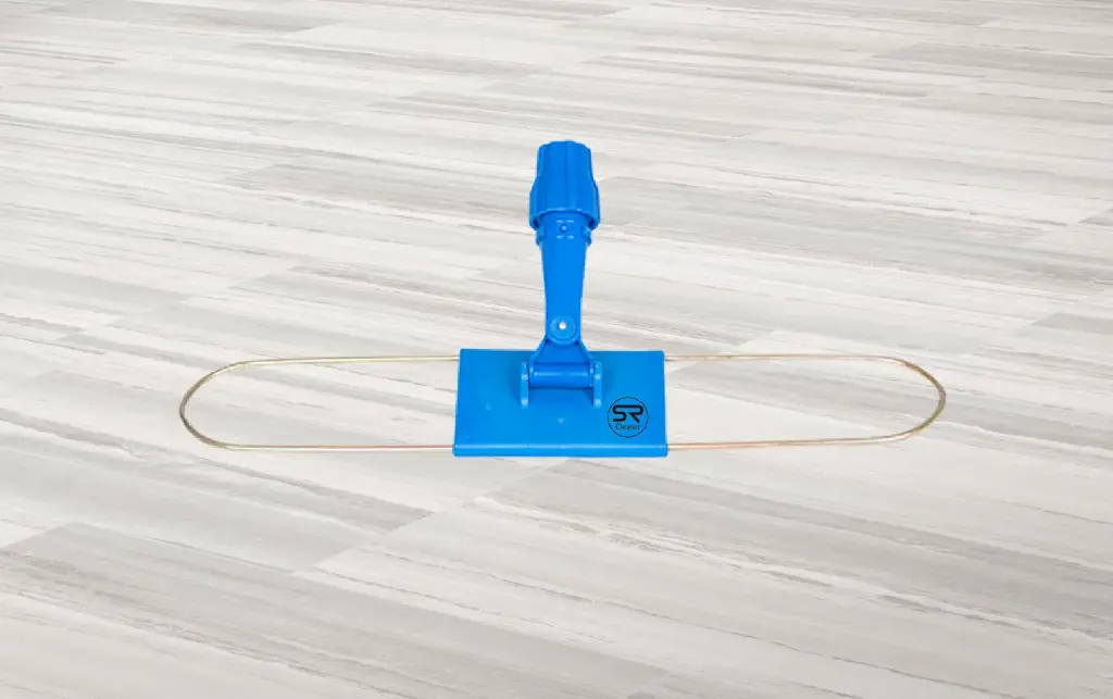 S R Cleaner 18" Gray Cotton Dry Mop Bracket.